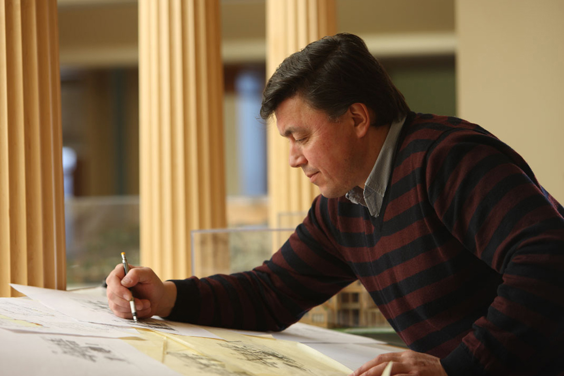 Slava Nikitin, Design Associate