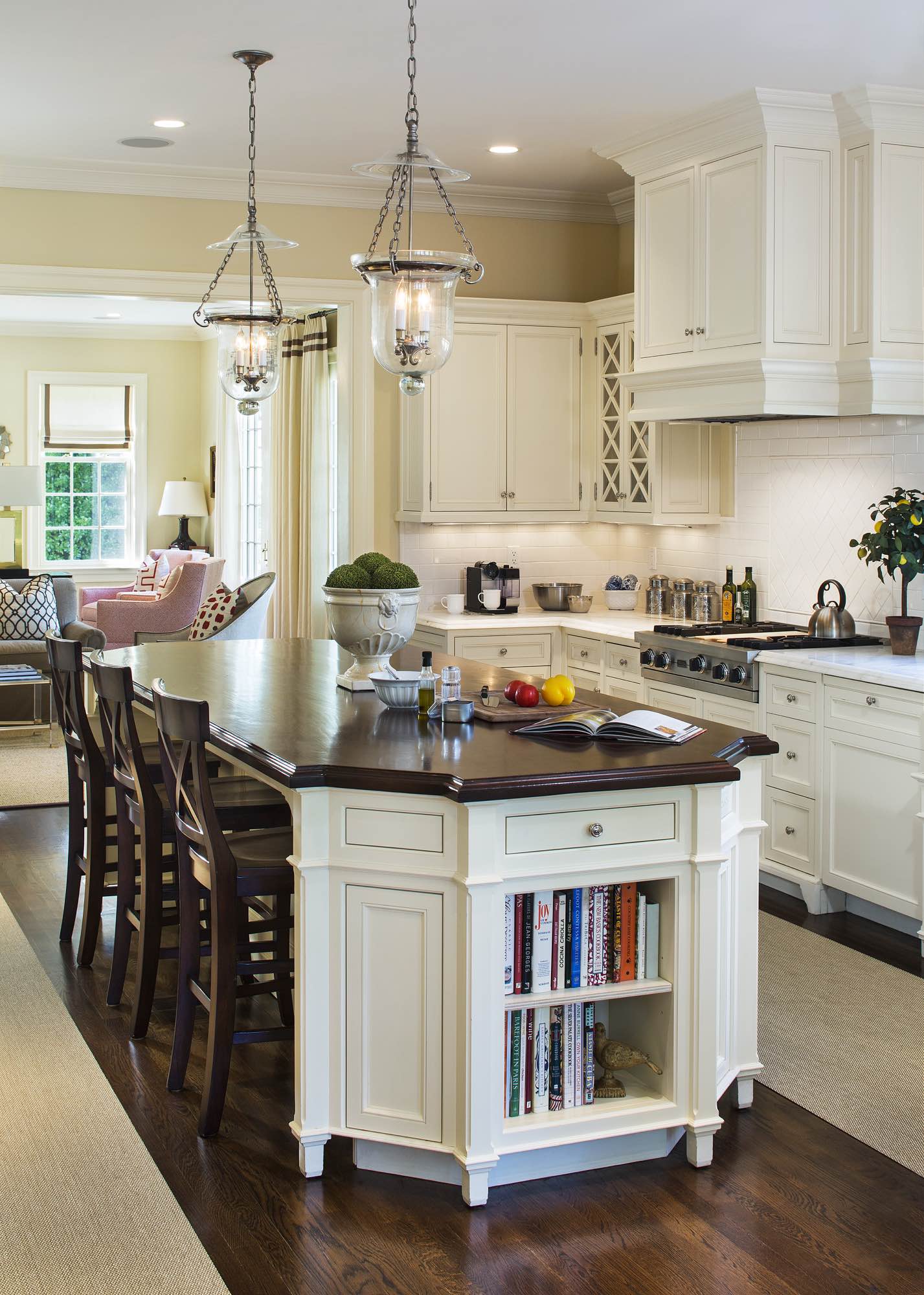 Luxury Kitchen in Dutch Colonial House