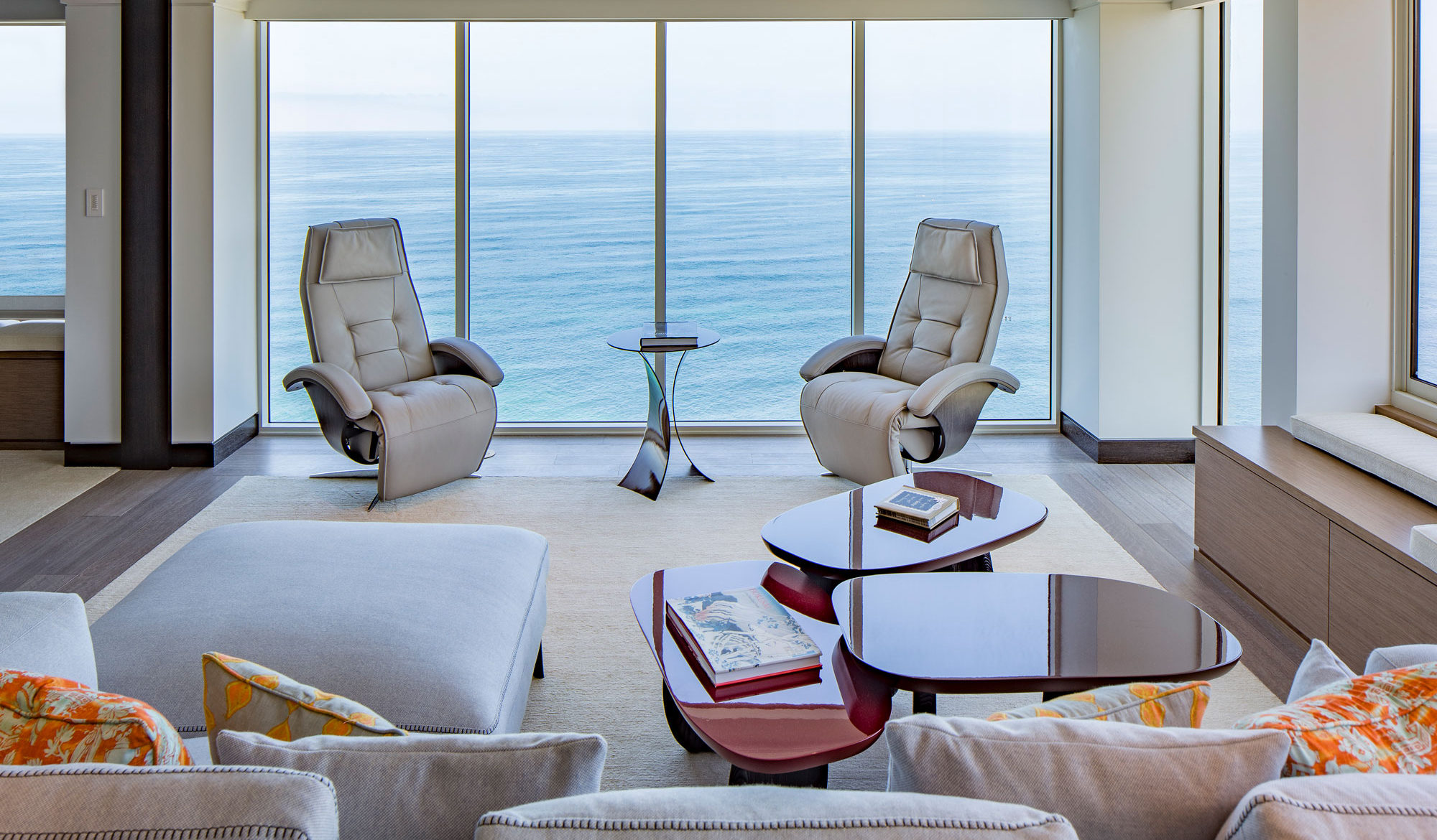 West Coast Contemporary Overlooking the Water