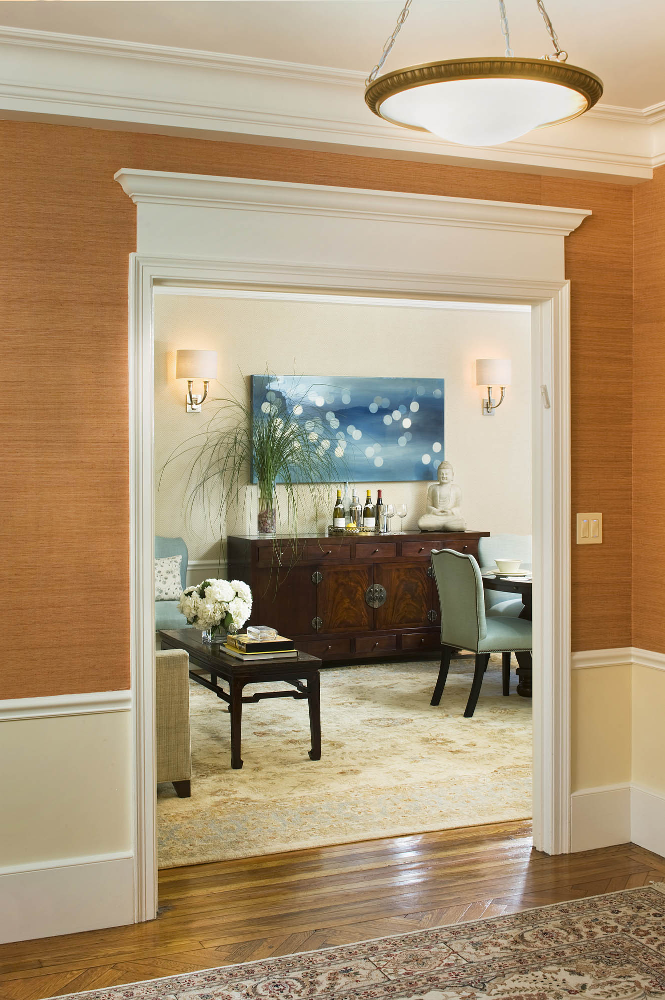New York Apartment Dining Area