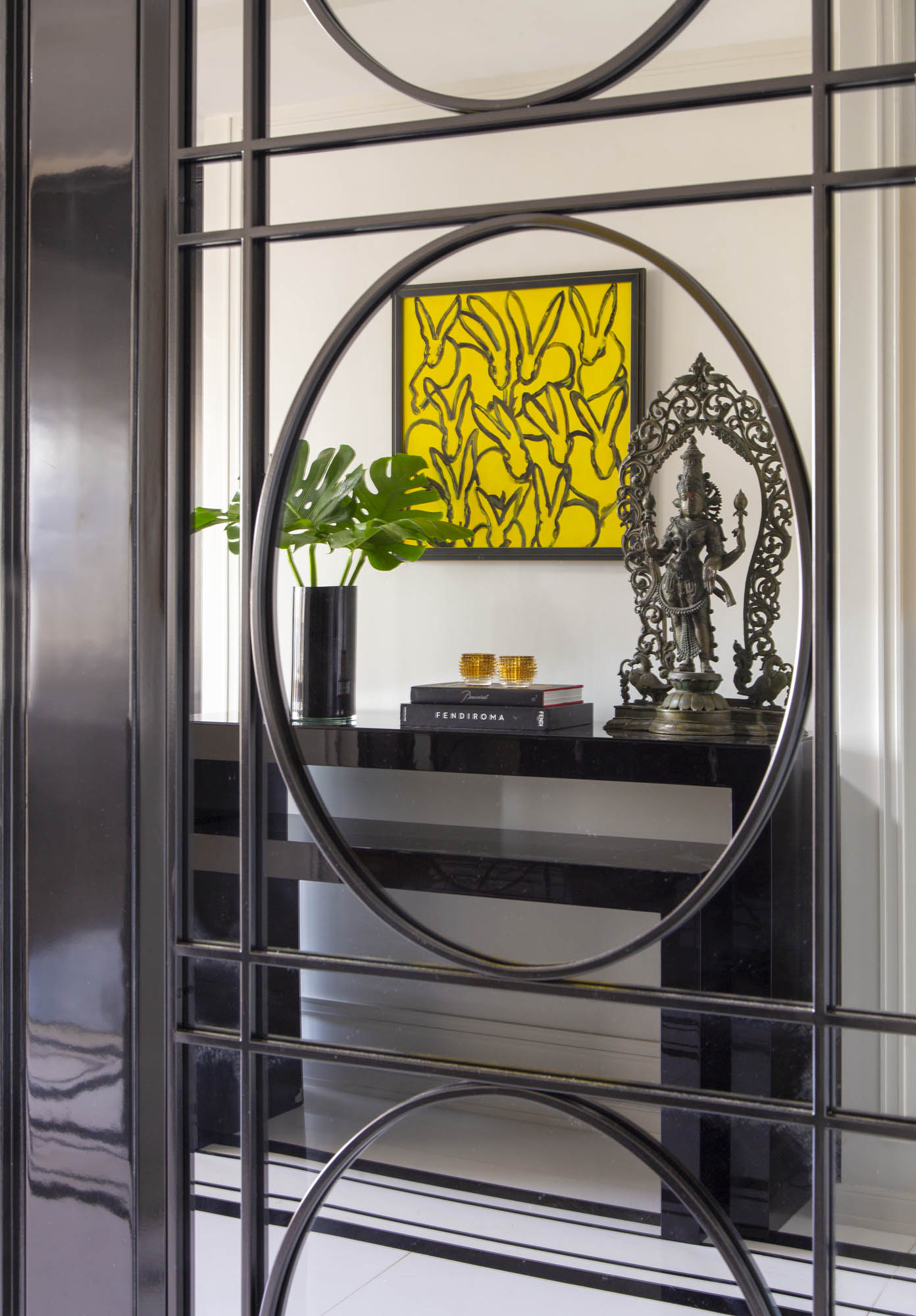 Modern New York City Apartment Decor